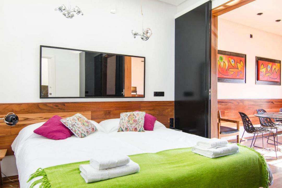 3Bedrooms 2Bathrooms Furnished - Lavapies - Bright Madrid Exterior foto